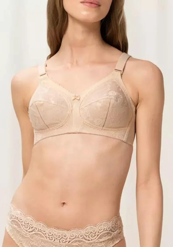 Triumph Doreen Non Wired Bra, Nude Smooth Fit Bra