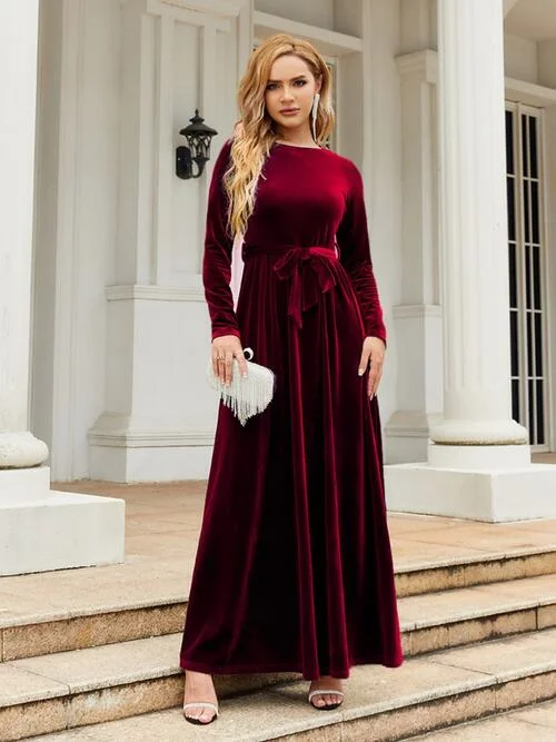 Nina's Tie Front Round Neck Long Sleeve Maxi Dress Comfortable Maxi Dress with Sleeves